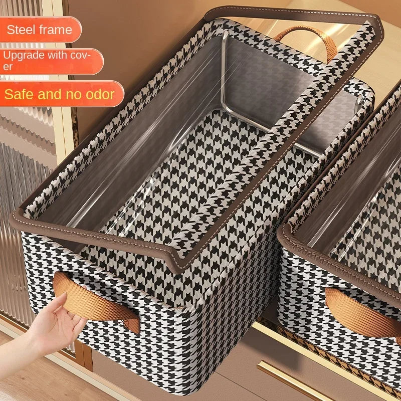 منظم الملابس بالغطاء